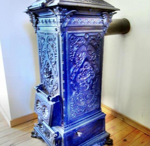 膳宿费 Retro 19th Century Guest House