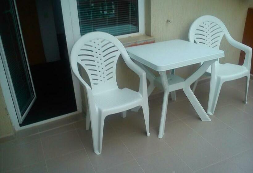 Пансион Summer Sz Guest House