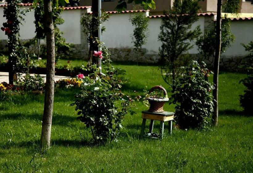 펜션 Todorovi Guest House