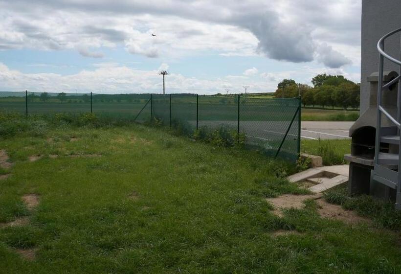 펜션 Ubytovací Areál Rouchovany