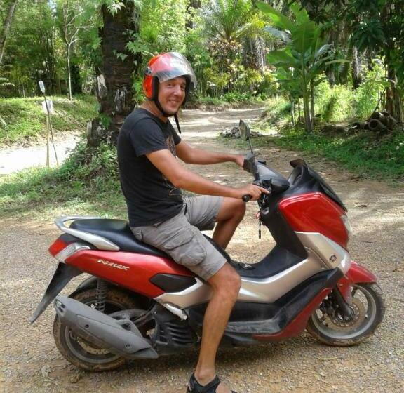 旅馆 Suan Bang Bon Guest House