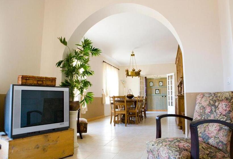 住宿加早餐 A L Ombre Du Clocher