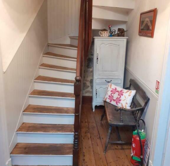 민박 Chambre D Hôtes La Tour De Brazalem