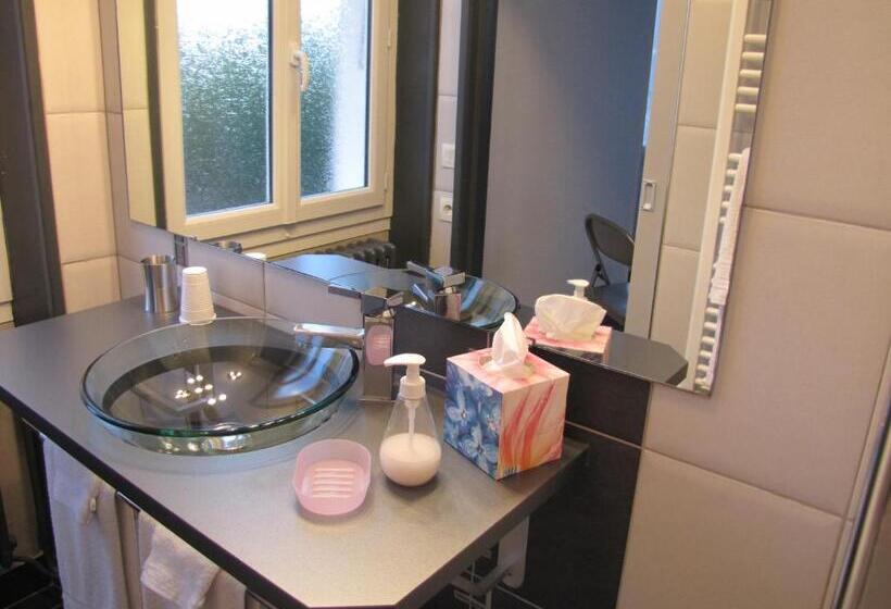 مبيت وإفطار Chambres D Hôtes Les Muriers