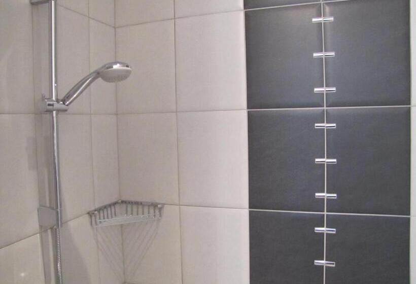 مبيت وإفطار Chambres D Hôtes Les Muriers