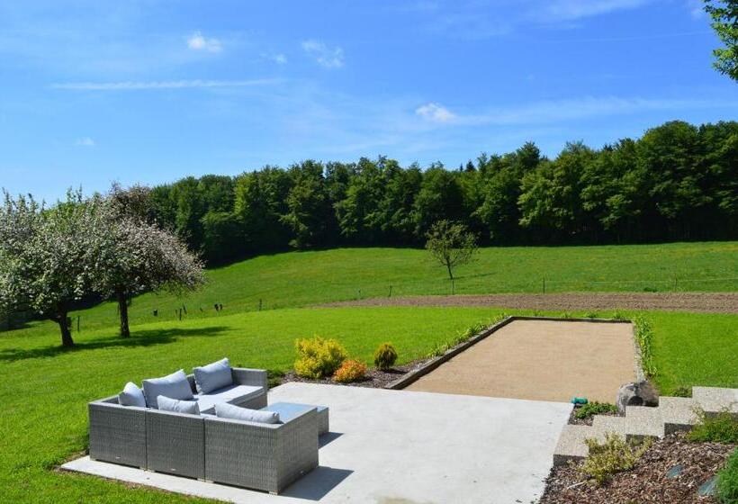 مبيت وإفطار Chambres Et Table D Hôtes La Trottelée