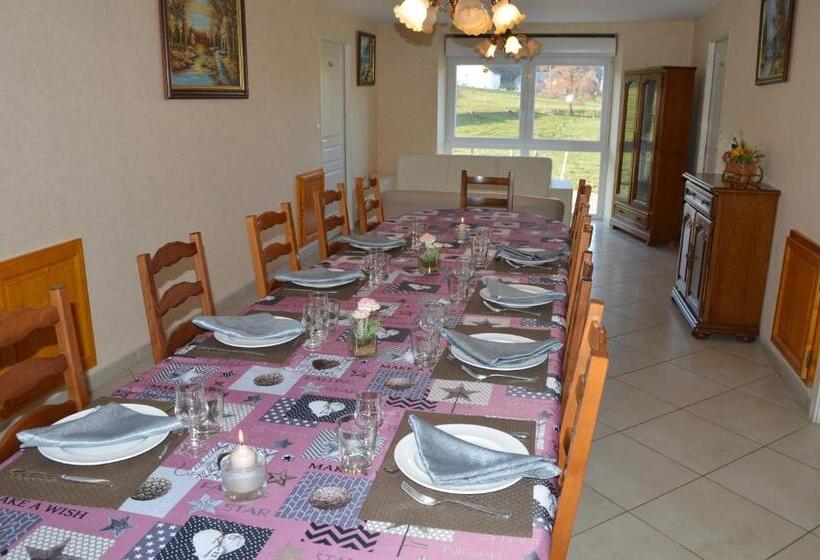 مبيت وإفطار Chambres Et Table D Hôtes La Trottelée