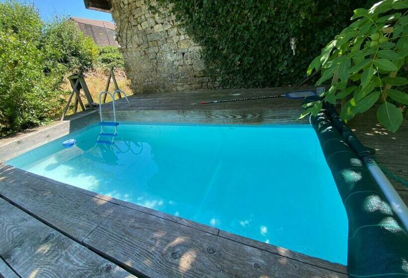 مبيت وإفطار Chateau Melay