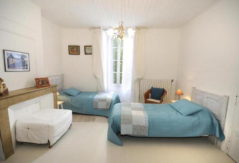 ベッドアンドブレックファースト Chez Madeleine