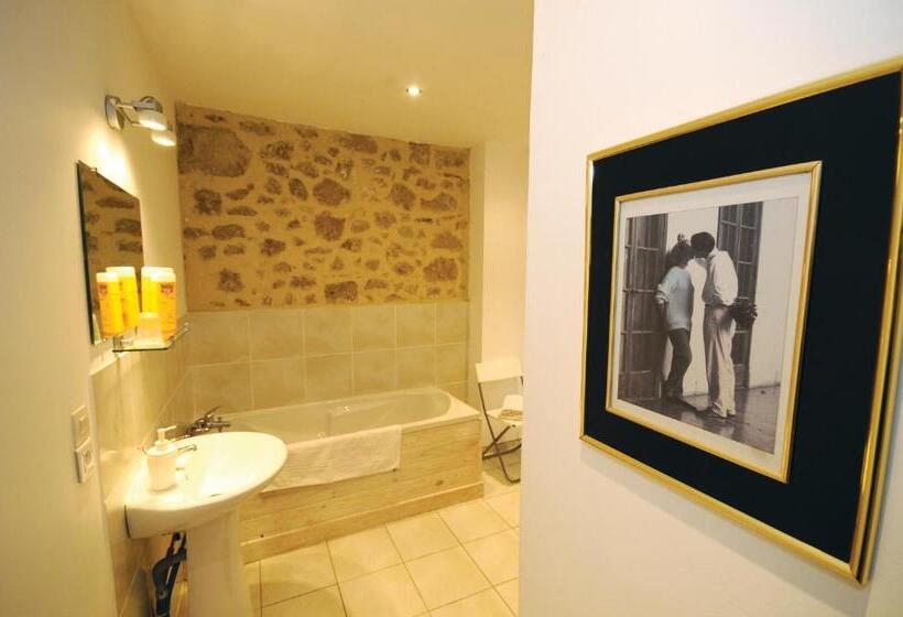 ベッドアンドブレックファースト Chez Madeleine