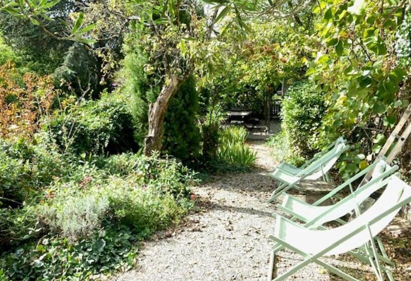 住宿加早餐  Chez Providence Chambres Et Table D Hôtes