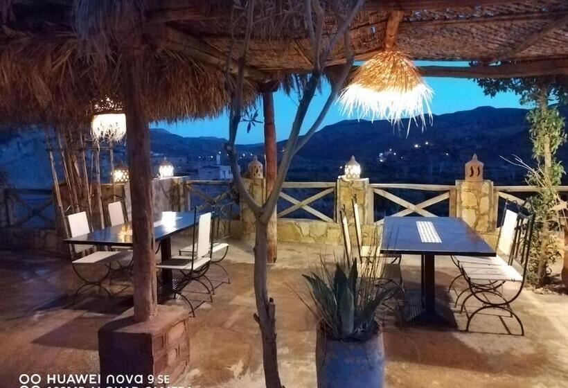 مبيت وإفطار Dar Isselday