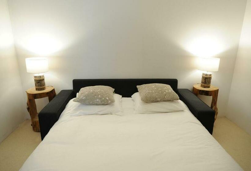 تختخواب و صبحانه The Green Tunnel