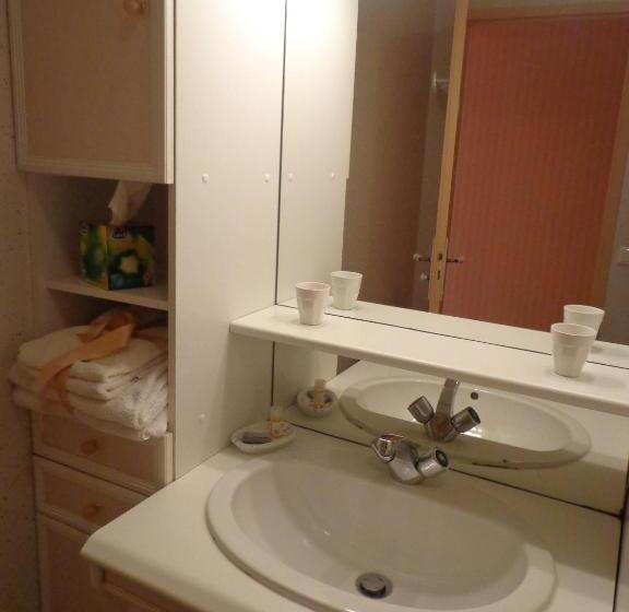 민박 Domaine De Paguy