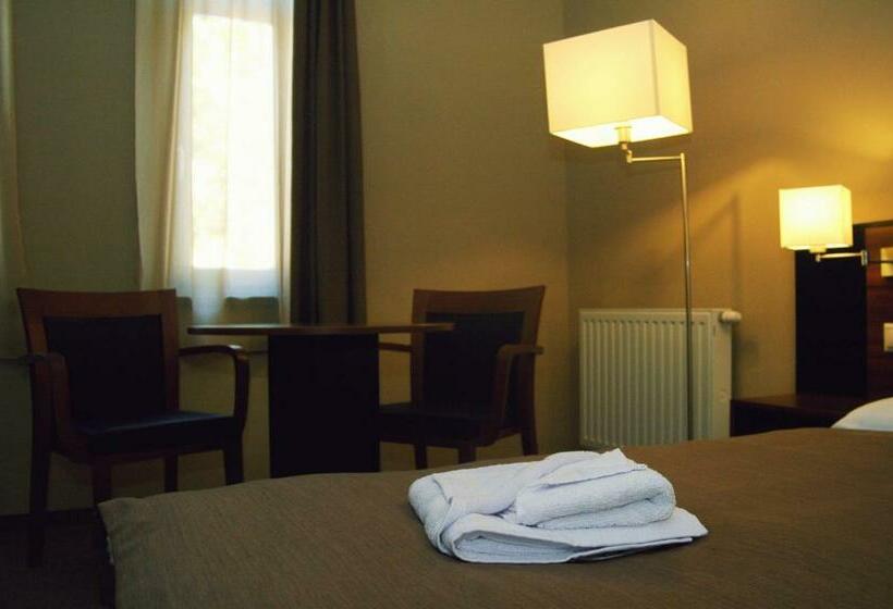 צימר Fiáker Panzió