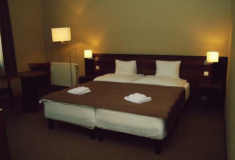 צימר Fiáker Panzió