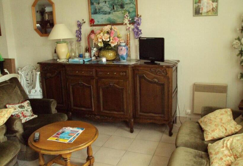 住宿加早餐  Gîtes Du Ménez Hom