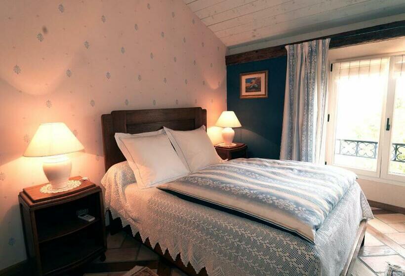 مبيت وإفطار La Dame Blanche