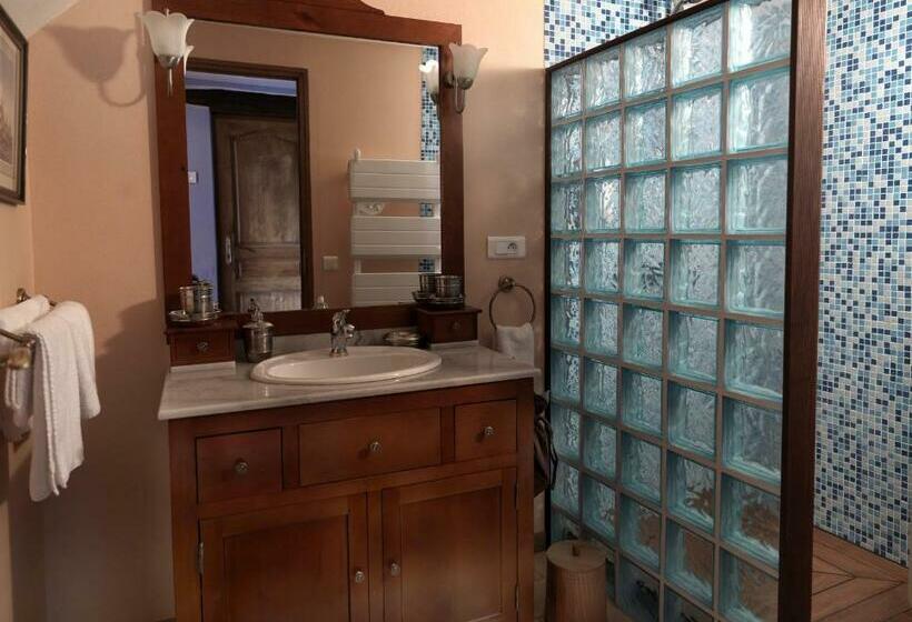 مبيت وإفطار La Dame Blanche