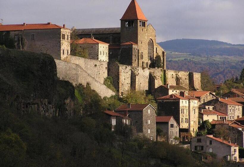 مبيت وإفطار La Grande Maison á Chanteuges