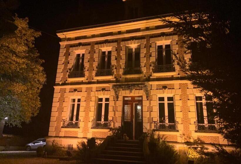 Bed and Breakfast Le Domaine Des Prés Du Hom