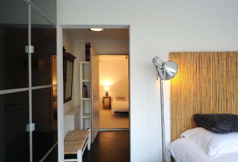 تختخواب و صبحانه The Green Tunnel