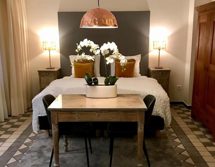 Bed & Breakfast Haus Unter Den Linden