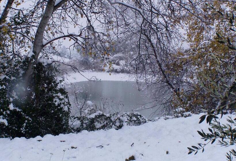 Отель Agriturismo Tenuta Santa Maria