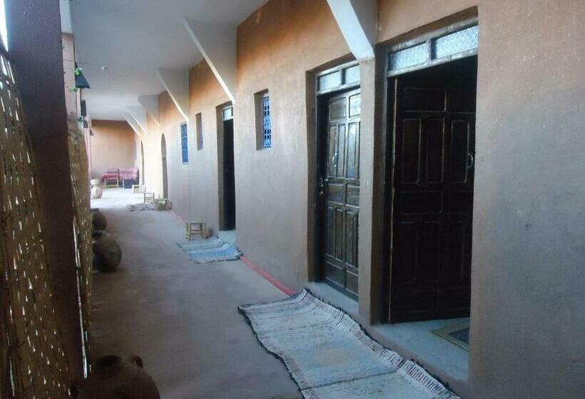 Отель Auberge L Oasis