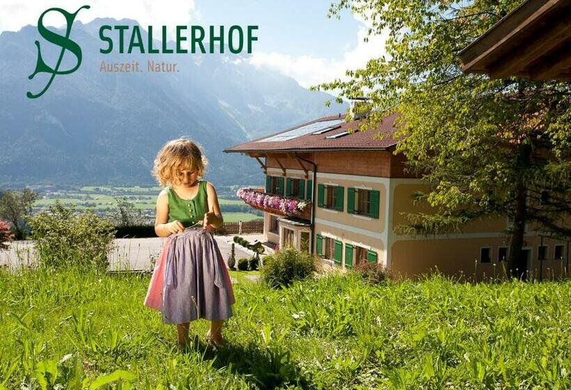 هتل Stallerhof