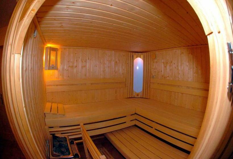 فندق Weingut Winzerhof Gästezimmer Grebenz