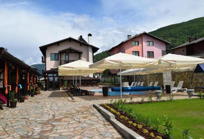 پانسیون Asya Guest House