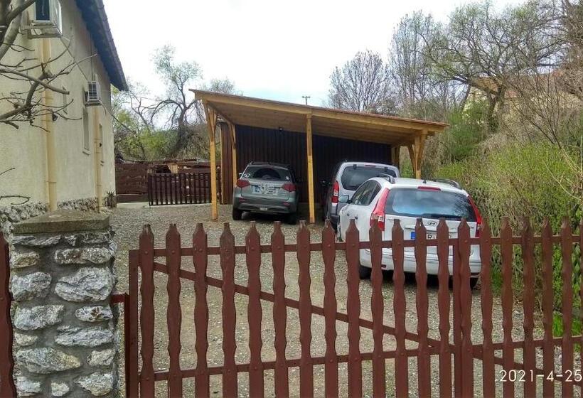 پانسیون Czakó Vendégház és Nyaralóudvar