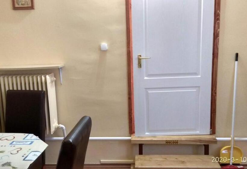 پانسیون Czakó Vendégház és Nyaralóudvar