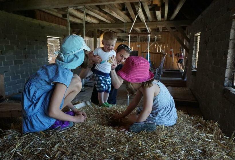 פנסיון Familienbauernhof Salmanner