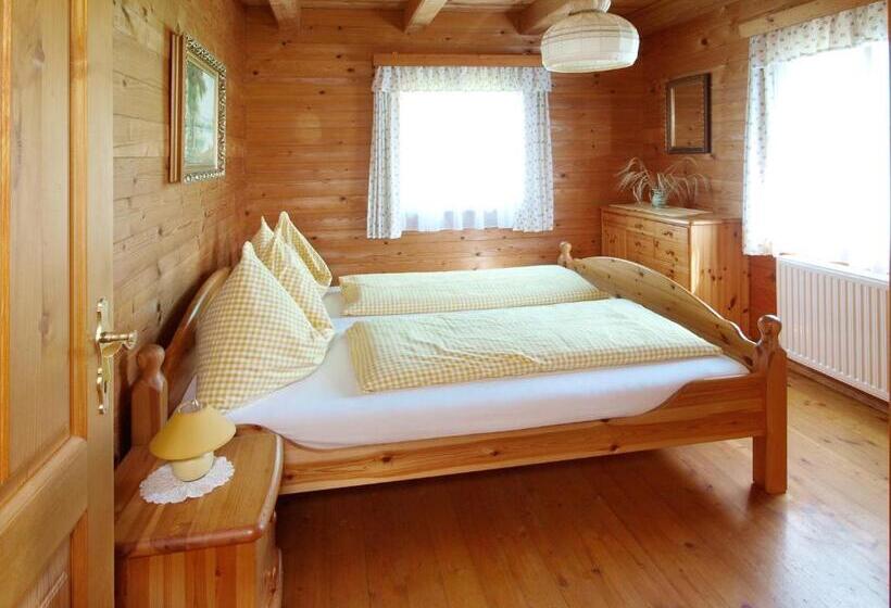 ペンション Familienbauernhof Salmanner