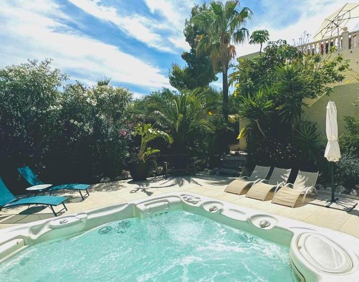 بنسيون Guesthouse Villa Altea