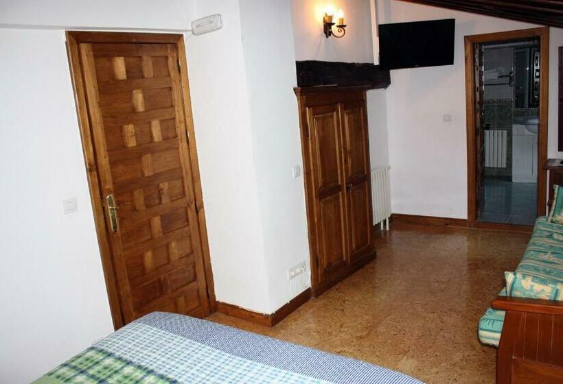 بنسيون Hospedaje Angelica