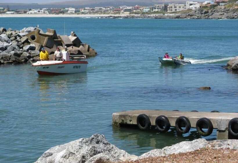 ペンション Lewens Essens On C