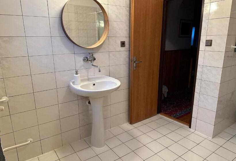 פנסיון Penzion Harvanek