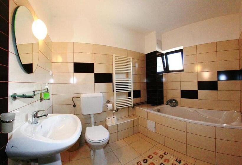 Pensiunea Sarah Bran