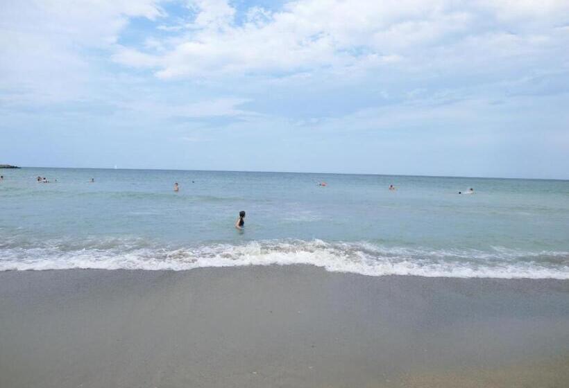 Villa Casafina Serviced Apartments