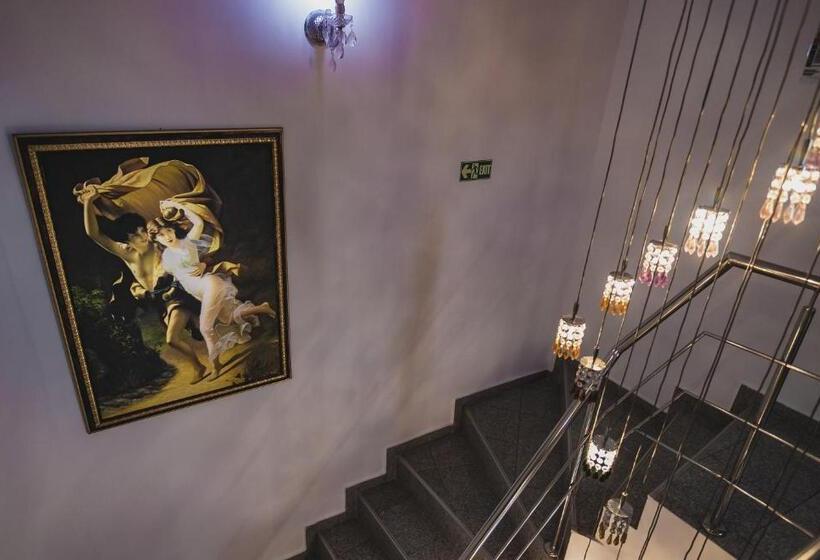 Villa Casafina Serviced Apartments