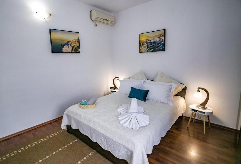 Villa Casafina Serviced Apartments