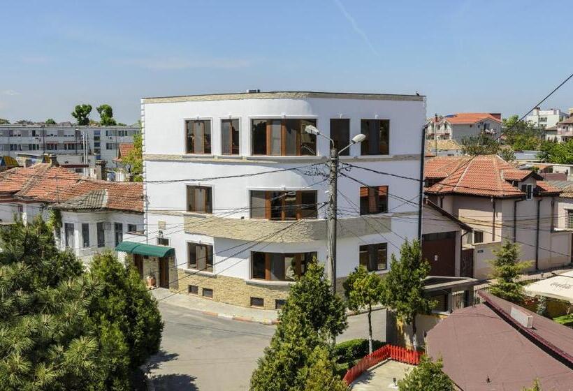 Villa Casafina Serviced Apartments