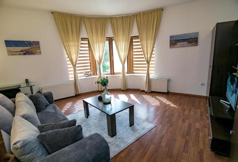 Villa Casafina Serviced Apartments