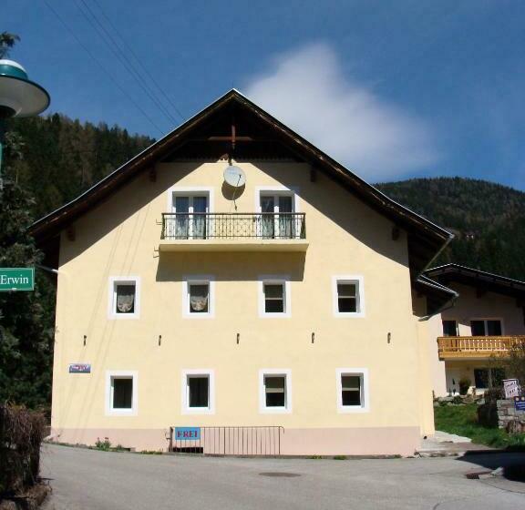 Zirnberg Appartements