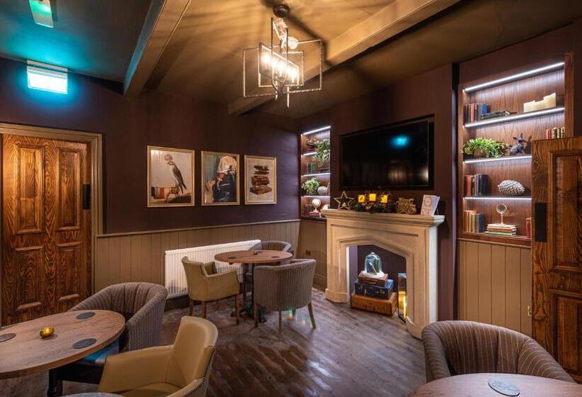 ユースホステル The Plough