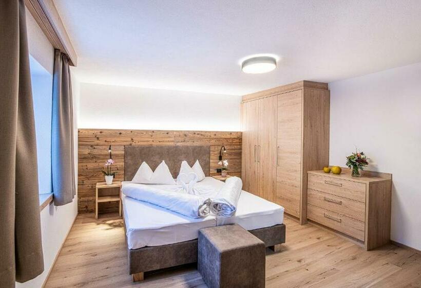 Apartments Heidenberger Delle Scuole