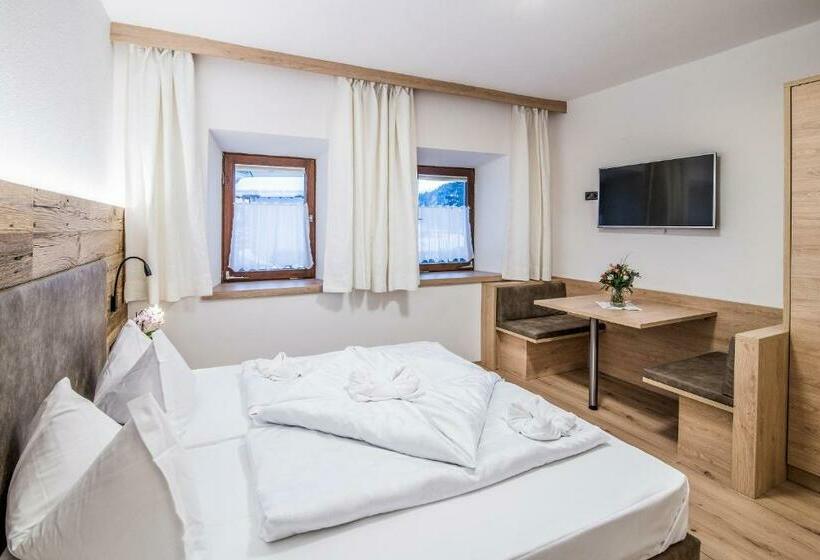 Apartments Heidenberger Delle Scuole